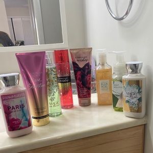 Bath& body works/Victoria’s Secret